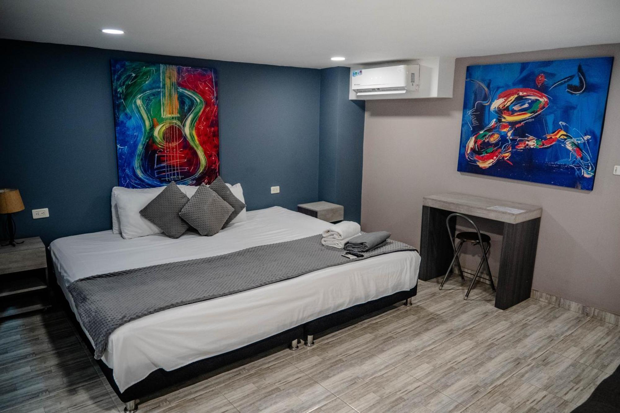 Bahia 79 Apartasuites Cerca Al Centro Kartagena Zewnętrze zdjęcie