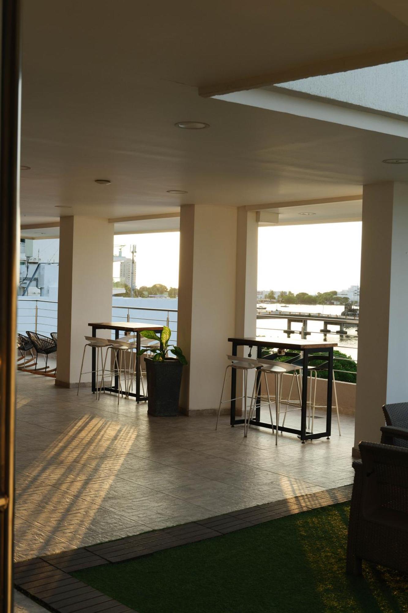Bahia 79 Apartasuites Cerca Al Centro Kartagena Zewnętrze zdjęcie