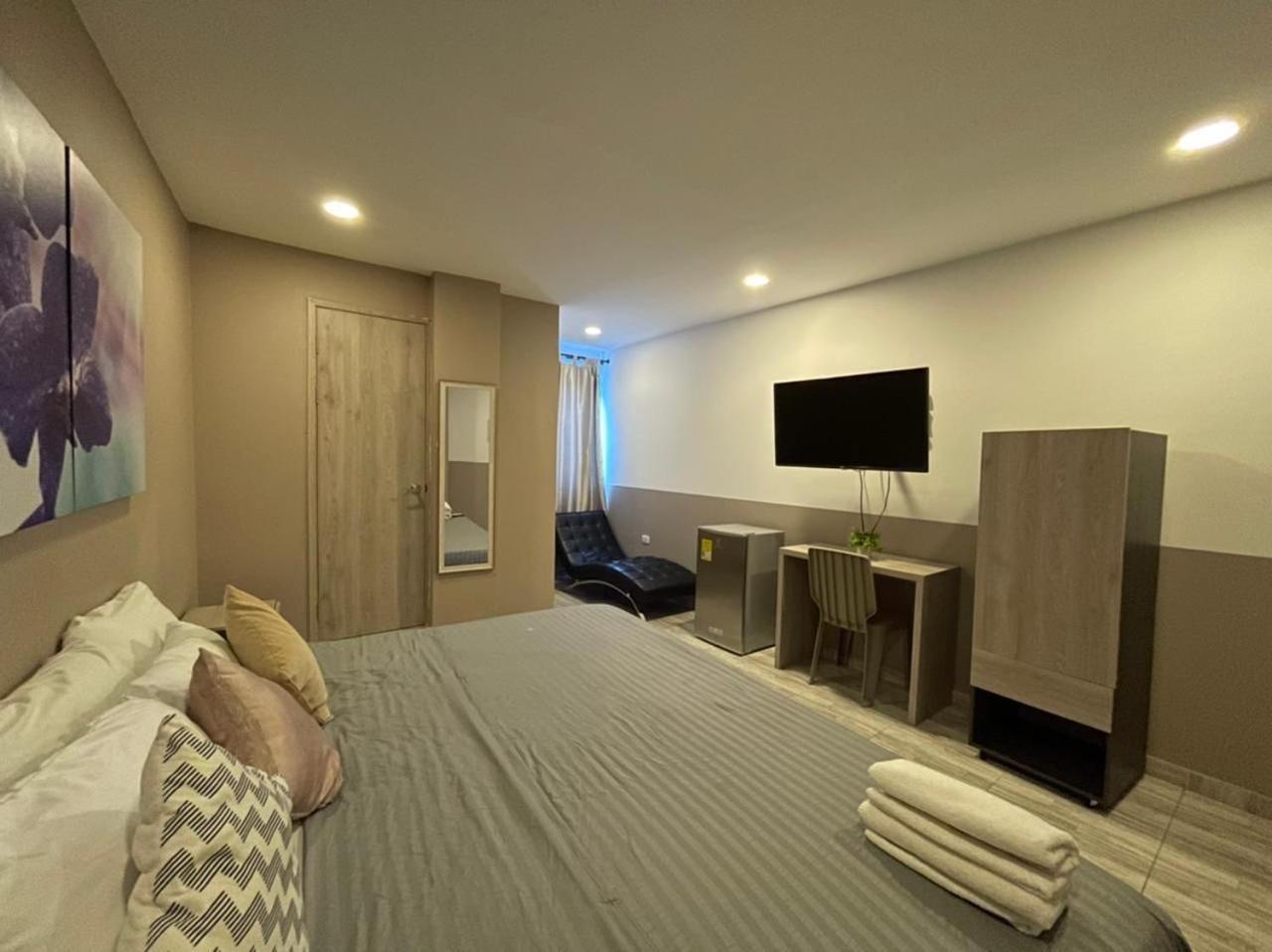 Bahia 79 Apartasuites Cerca Al Centro Kartagena Zewnętrze zdjęcie